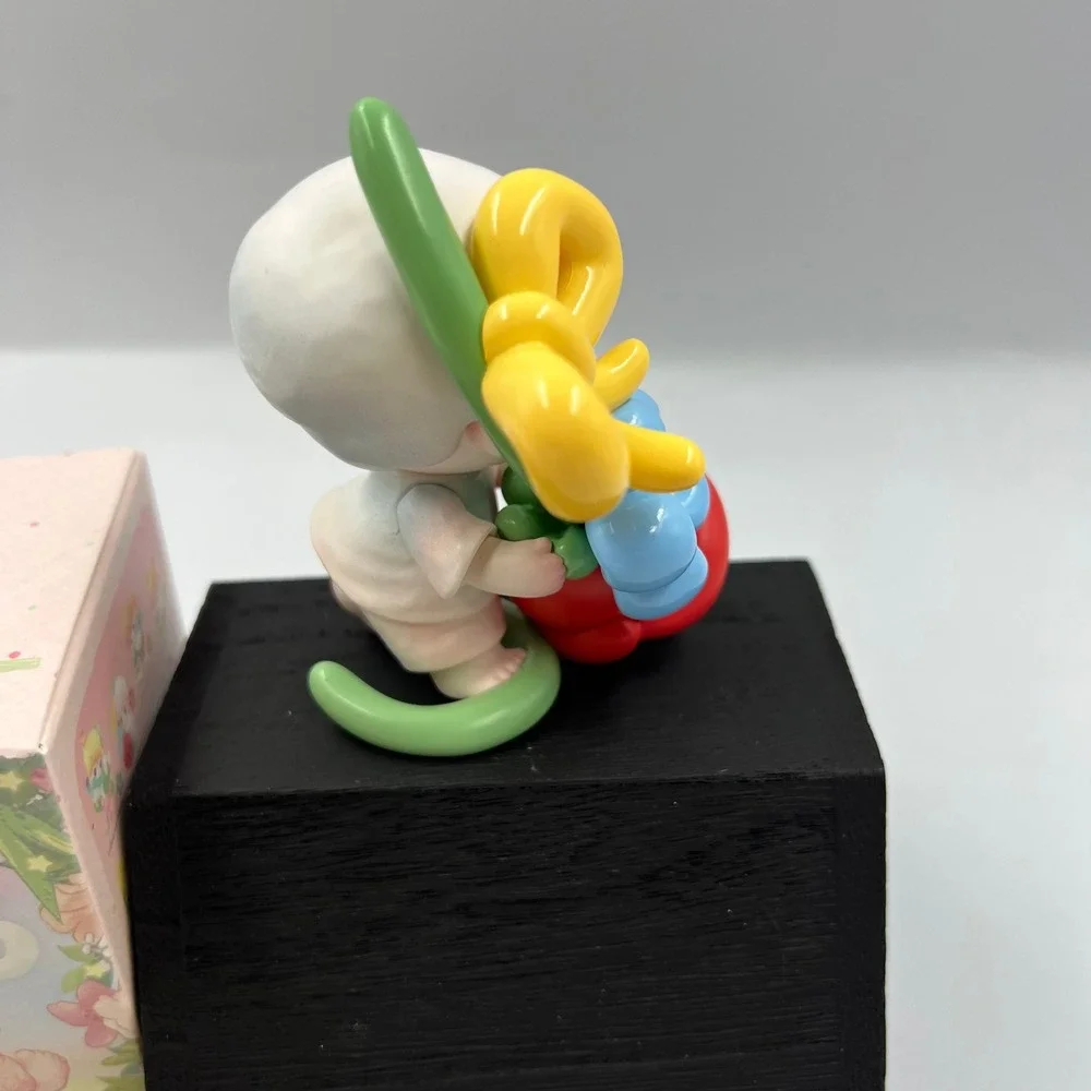 POP MART DIMOO Moments in Bloom Hugging Spring Figure Confirmed Open Box Set